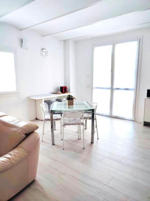 Ambroeus Apartmens Casa Spaziosa In Centro Paese Inzago Exteriér fotografie